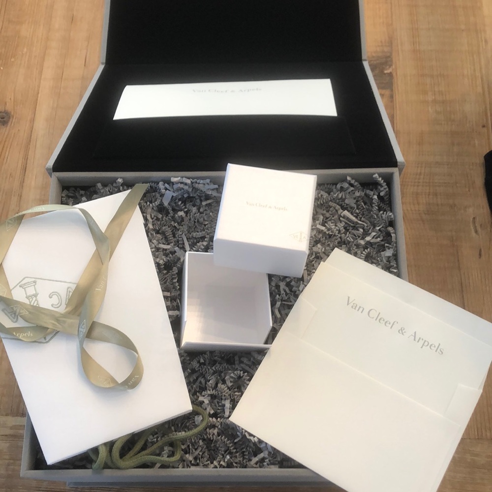 Van Cleef & Arpels gift packaging.
